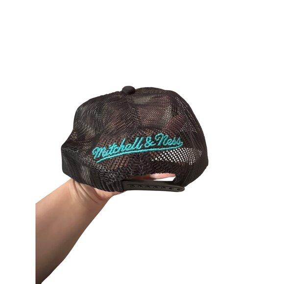 Mitchell & Ness San Antonio Spurs Snapback Hat Tropical Print - Picture 2 of 4